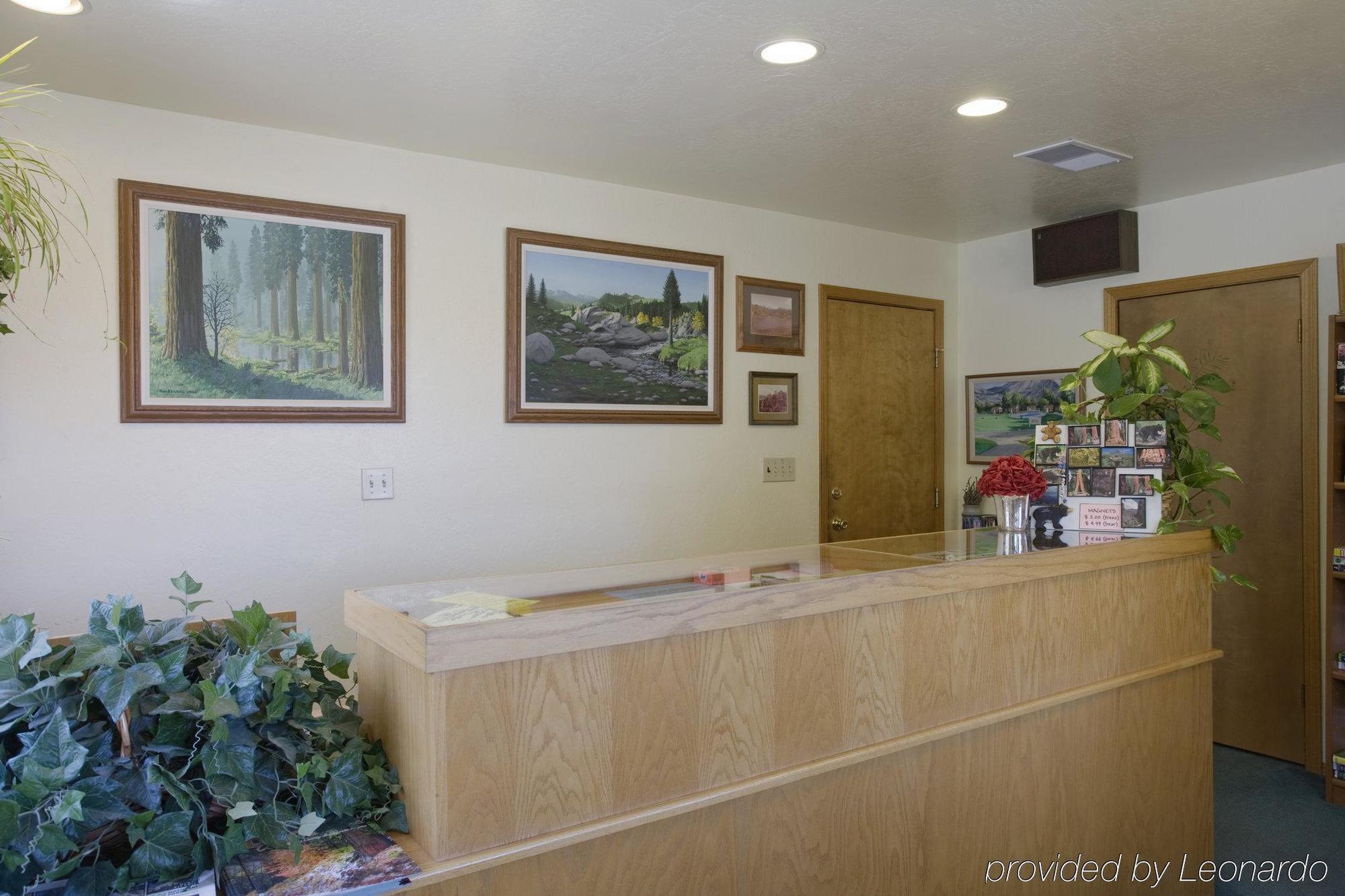 Lazy J Ranch Motel Трі-Риверс Інтер'єр фото